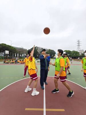 連結到.